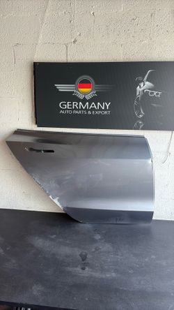 Tesla Model 3 2025 rear rh door Shell Oem