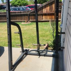 squat rack 