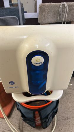 Iwater drinking system