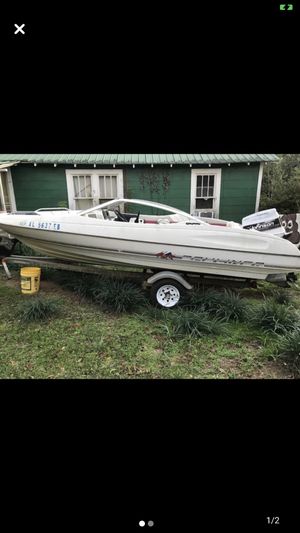 Photo BAyliner boat