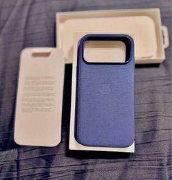 iPhone 17 Pro Max TechWoven case