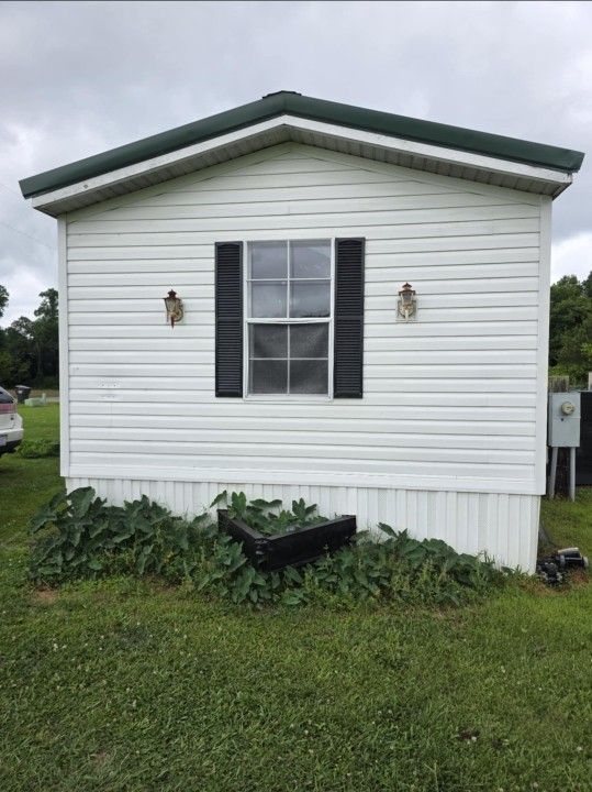 Financing Available! 1997 Mobile Home 3 bd/2bth