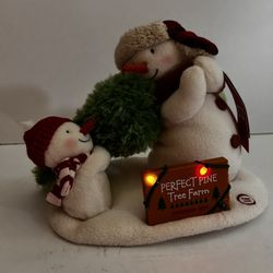 Working Hallmark 2014 Jingle Pals Plush Perfect Pine Tree Farm Snowmen