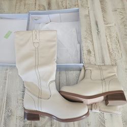 Women Boots Size 9-9.5