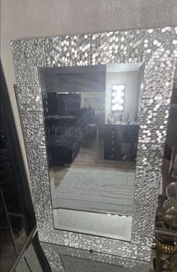 Modern Glam Silver Mosaic Rectangle Mirror - Hanging Accent