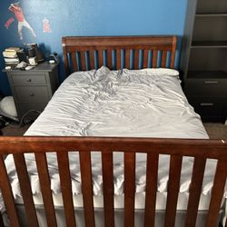 Delta 4-1 Crib with Full Size Mattress And Box Spring