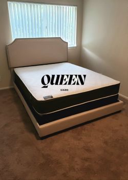 NEW Queen-Size MATTRESS and BOX SPRING. Bed frame not included👍