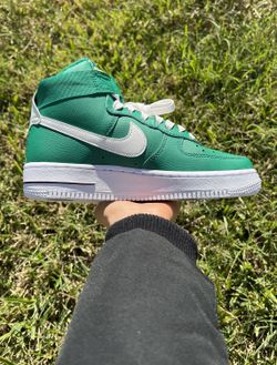 Size 6 - Nike Air Force 1 High SE 40th Anniversary Malachite 2022