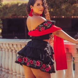 Blusas y Vestidos Mexicanos Bordados ✨ Mexican Dresses & Blouses, Women & Girls ✨ ✨ Prices Vary - Precios Variados 