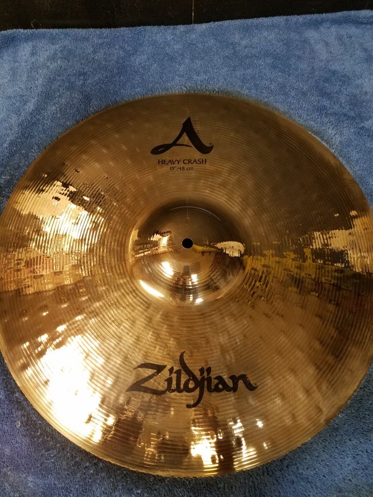 Zildjian 19" A custom heavy crash