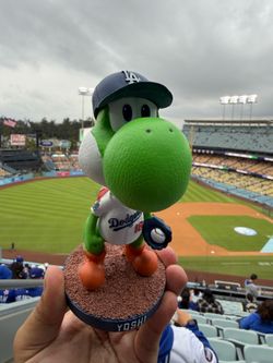 Yoshi Bobblehead Dodgers