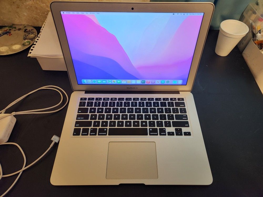 APPLE MACBOOK AIR 2017 13.3INCH 256GB 8GB RAM