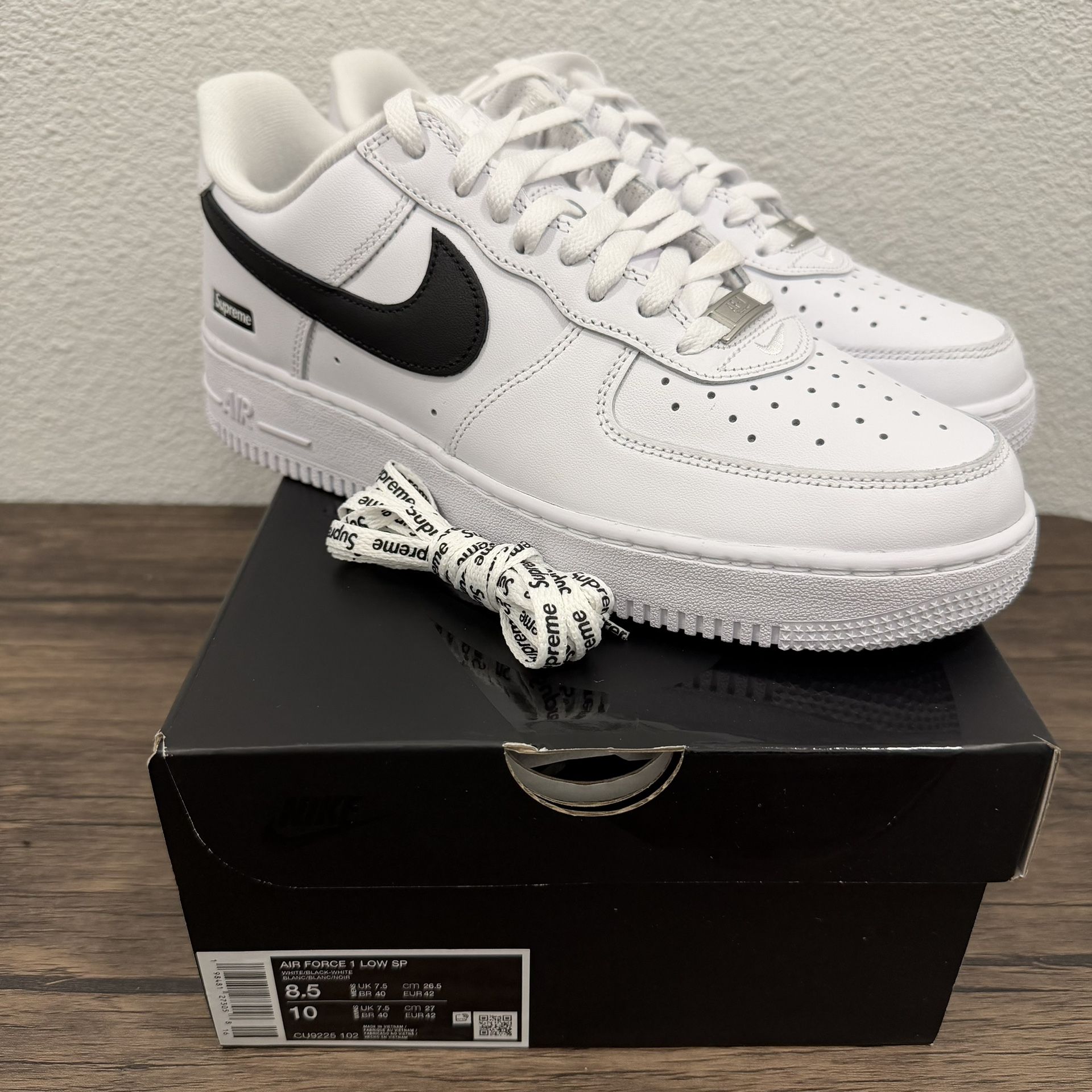 Nike Air Force 1 Low- Supreme White Black- Size 8.5M/10W