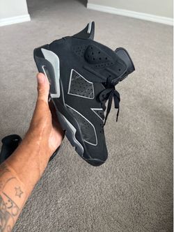 Cap & Gown 6s size 9.5 150$ O.B.O