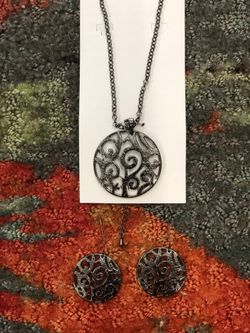 Necklace and Earrings Set