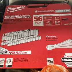 Milwaukee 56 piece socket set
