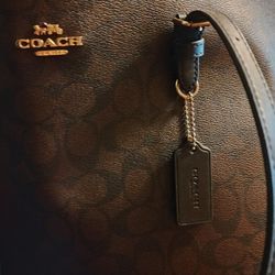 Large Tote Coach 