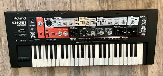 Roland SH-201 Synthesizer w/ Carrying Bag