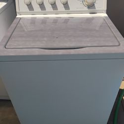 KIRKLAND SIGNATURE WASHER BY WHIRLPOOL 