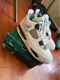 Jordan 4
