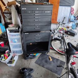 US GENERAL 3 TIER TOOL BIN W/TOOLS