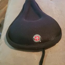 Schwinn Bicycle Schwinn Sport Memory Foam Bicycle Seat Cover Standard Size - Black