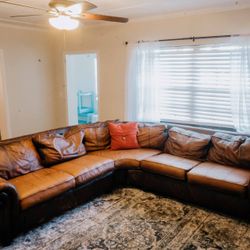 Bernhardt Real Leather Couch ( Zipper Cushions ) 