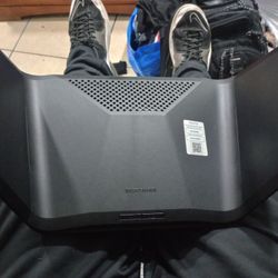 Nighthawk Router 