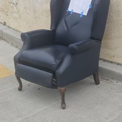 Recliner Chair 