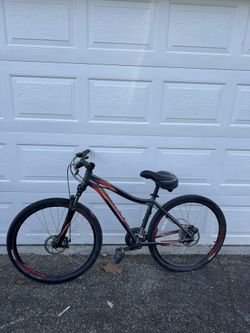Specialized M/17 Women’s Mountain Bike