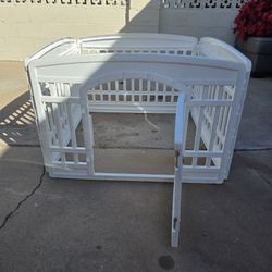 Plastic Gate With Door