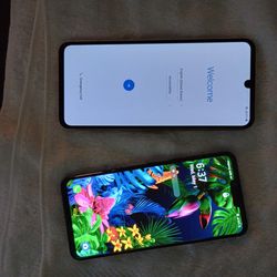 *2*LG Phones( Almost In Perfect Condition)