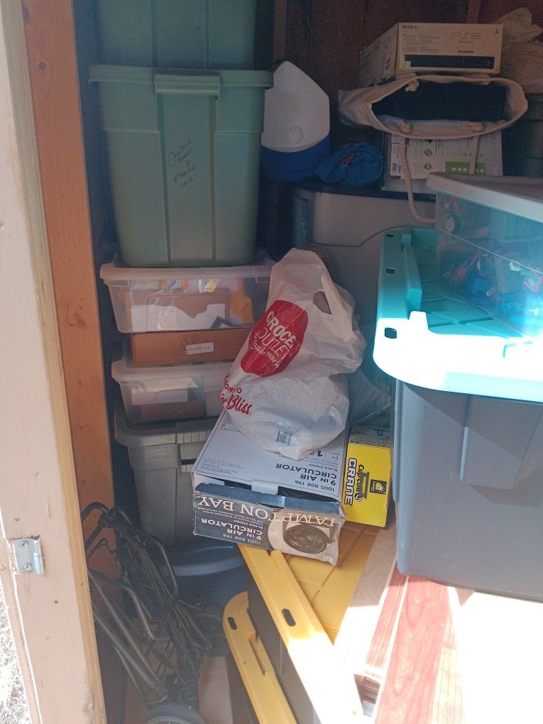 Storage Shed Full Of Collectibles, Coins, Sports Memorbilla, Toys, Hosehold Goods Etc!