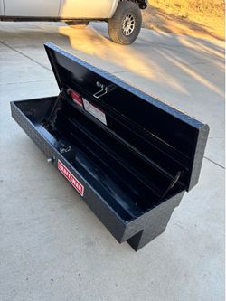 47” Craftsman side mount tool box