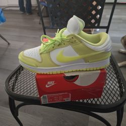 Nike Dunk Low Twist