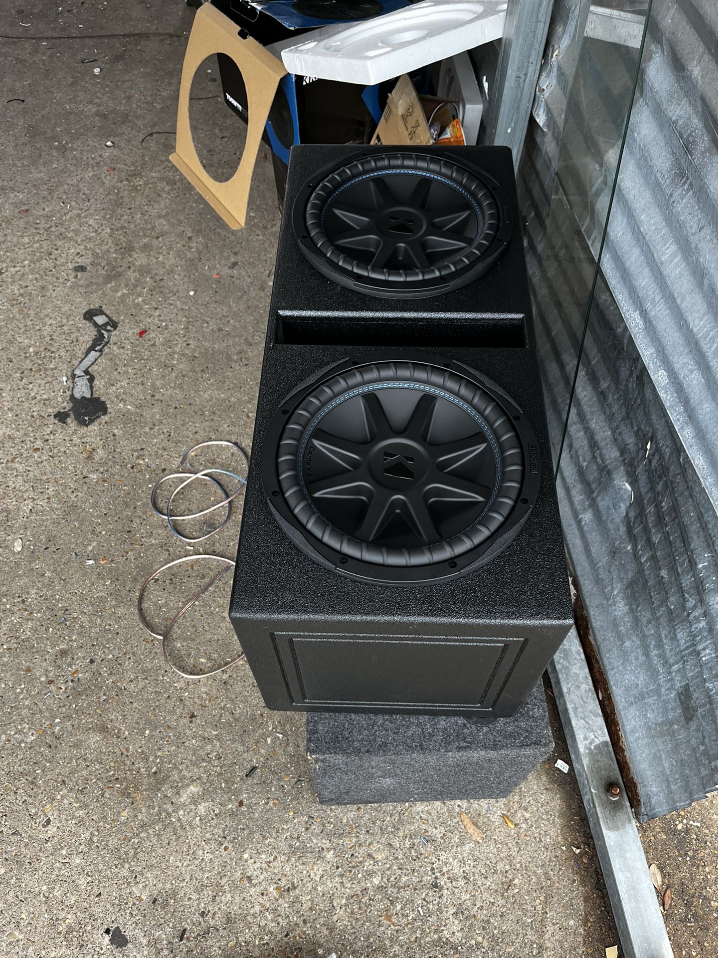 2 12 Kicker CVX