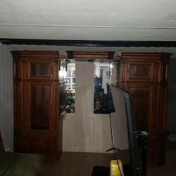 Big Entertainment Center 