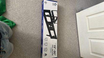Core 19"-90" Full Motion TV Wall Mount