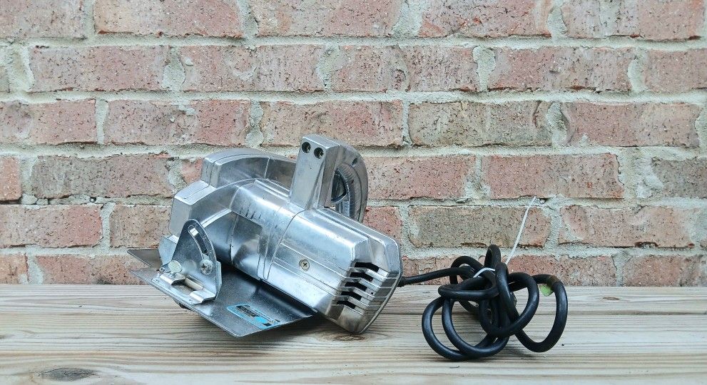 Vintage Manning-Bowman 6 1/4" Power Saw Circular Saw 