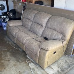 Dual Reclining sofa