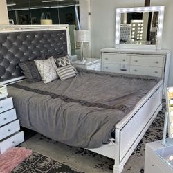 King Bed Set 4 Pc ( No Mattress Included)