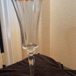 VINTAGE MIKASA CRYSTAL JAMESTOWN GOLD TRIM WINE GLASSES 