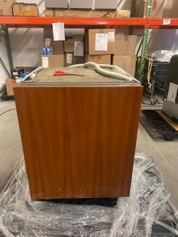 Miele dishwasher like new condition