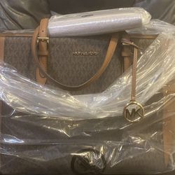 MICHAEL KORS BAG & WALLET BRAND NEW WITH TAGS