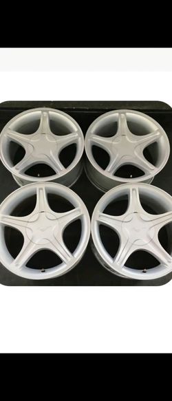 17 inch Ford Mustang rims $200 firm