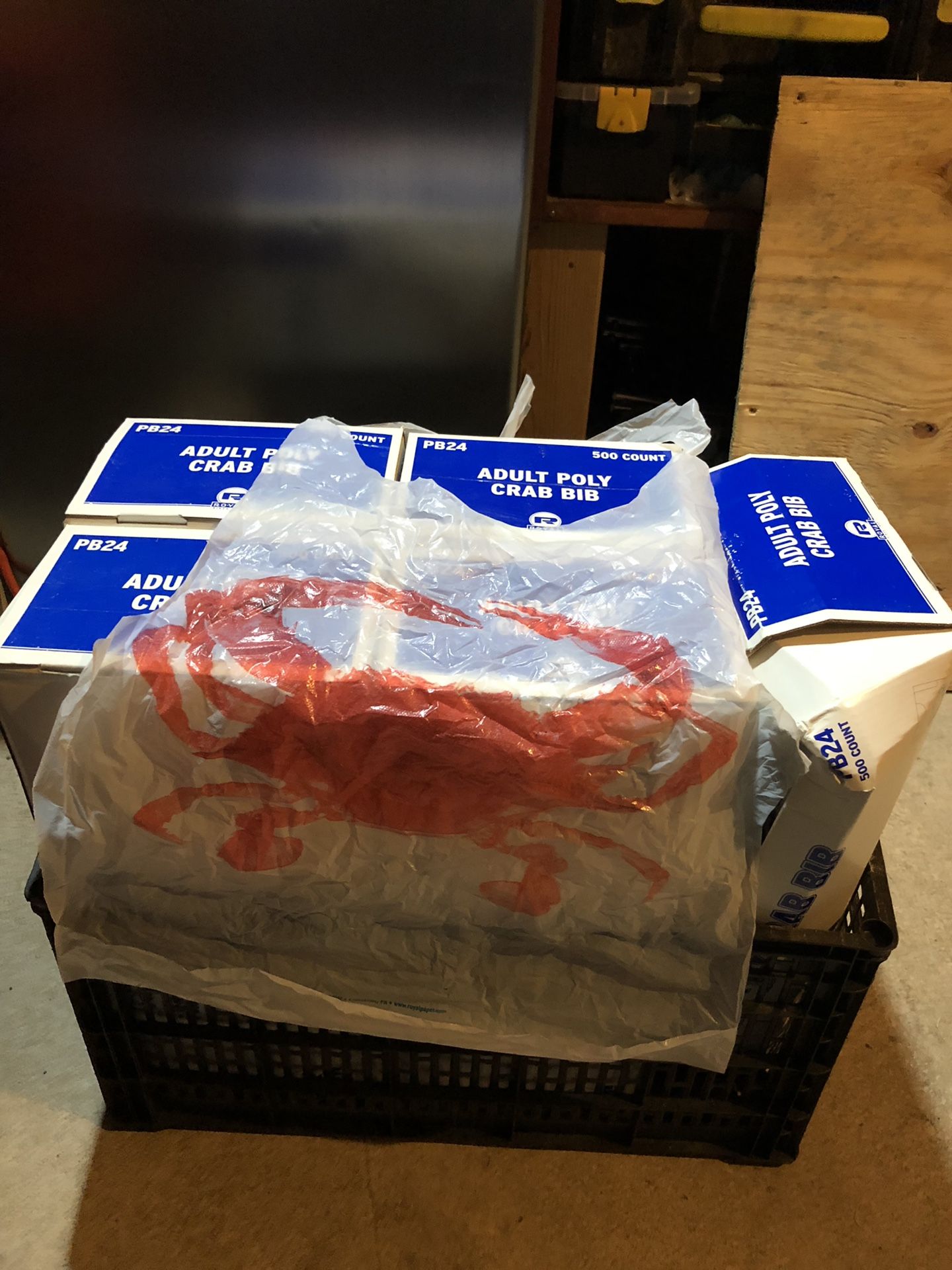 Bibs for seafood (2400pcs)