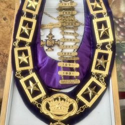 Masonic 32nd degree Regalia Pin And Ladder From 1918 To 1931