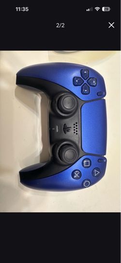 PS5 controllers