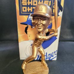 Shohei Ohtani GOLD bobblehead 