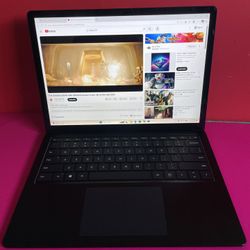 Microsoft Surface Laptop 5 (2022) 13.5” Touch Screen 12th Generation intel i5 with 512GB SSD (powerful Laptop) 